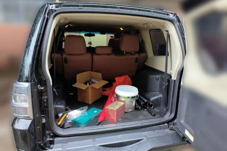 Used Mitsubishi Pajero 2018 3.0L Automatic Standard Edition Trunk