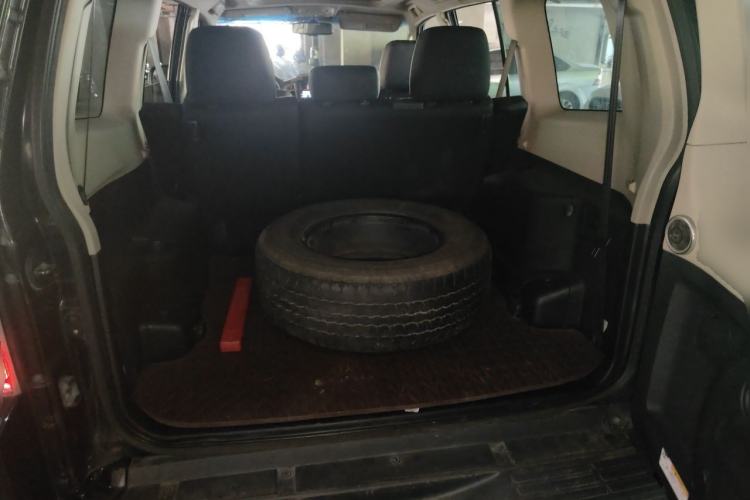 Used Mitsubishi Pajero 2018 3.0L Automatic Comfort Edition Trunk
