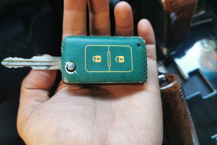 Used Mitsubishi Pajero  Vehicle Key