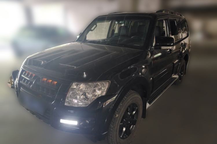 Used Mitsubishi Pajero 2018 3.0L Automatic Comfort Edition Guazi used car, China used car export, Used car for sale, Used cars, Cheapest cars for sale