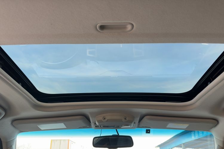 Used Mitsubishi Pajero 2018 3.0L Automatic Comfort Edition Headliner