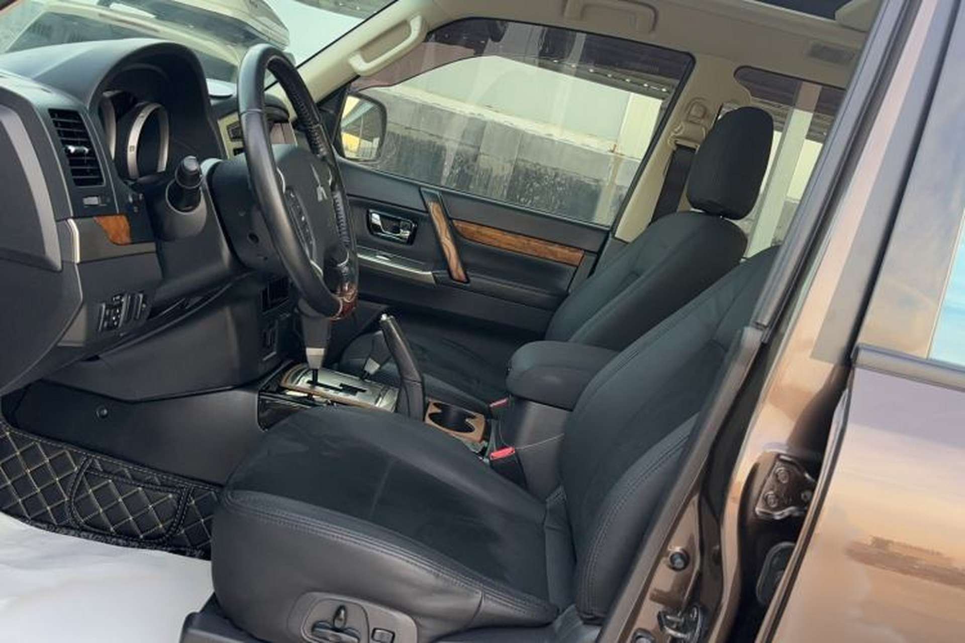 Used Mitsubishi Pajero 2018 3.0L Automatic Comfort Edition Left Front Seat