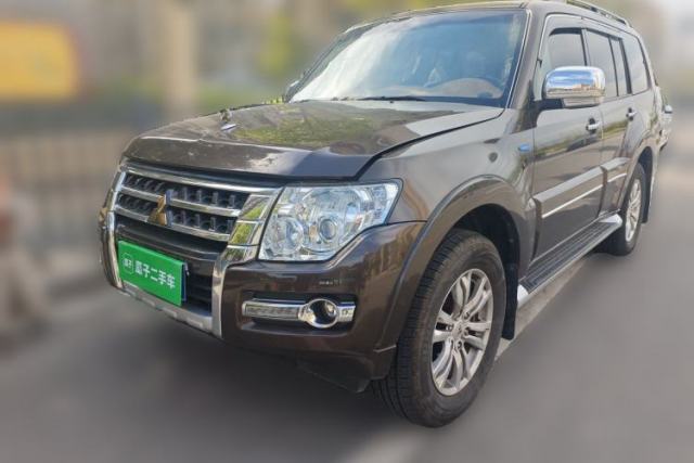 Used Mitsubishi Pajero 