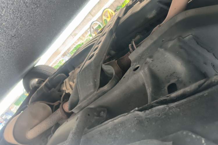 Used Mitsubishi Pajero  Chassis Front Left