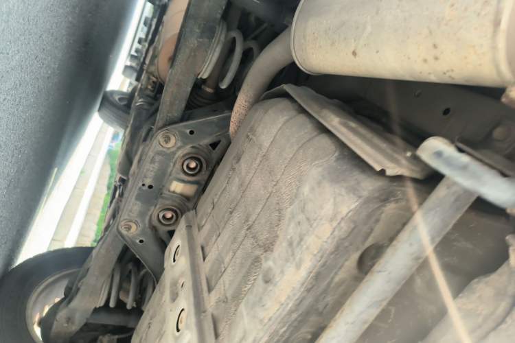Used Mitsubishi Pajero  Chassis Rear