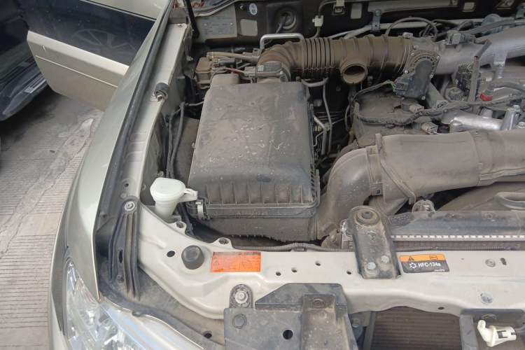 Used Mitsubishi Pajero 2018 3.0L Automatic Standard Edition Engine Bay Right