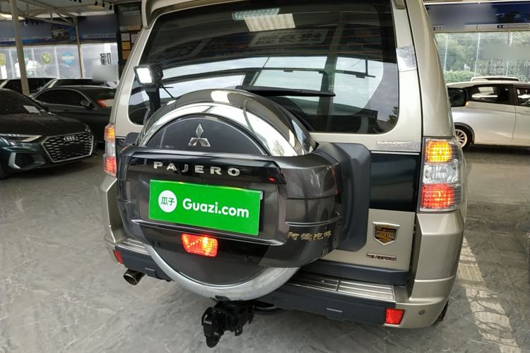 Used Mitsubishi Pajero 2018 3.0L Automatic Standard Edition Rear