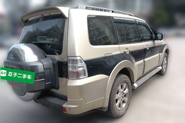 Used Mitsubishi Pajero 2018 3.0L Automatic Standard Edition Rear Right 45 Deg