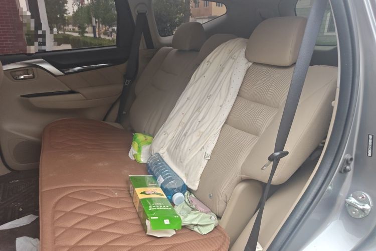 Used Mitsubishi Pajero  Left Rear Seat