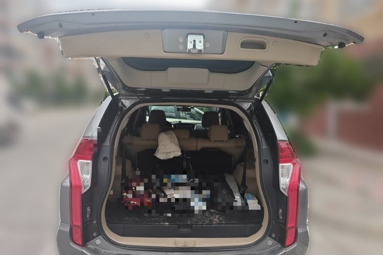 Used Mitsubishi Pajero  Trunk
