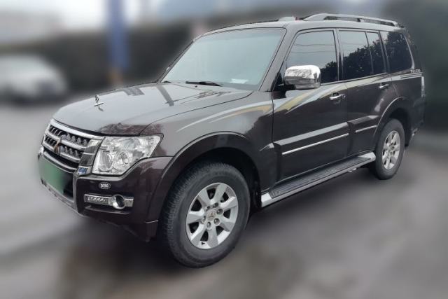 Used Mitsubishi Pajero 2018 3.0L Automatic Comfort Edition