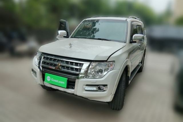 Used Mitsubishi Pajero 