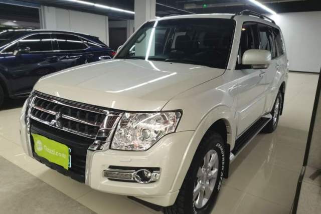 Used Mitsubishi Pajero 2018 3.0L Automatic Standard Edition