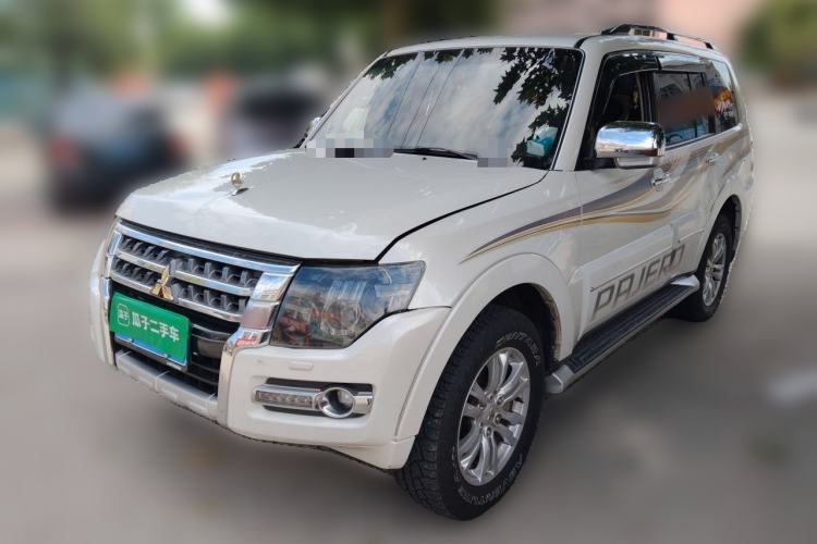 Used Mitsubishi Pajero 2018 Higashikuni Pajero 3.8 Automatic 7-Seater Gasoline All-Wheel Drive Guazi used car, China used car export, Used car for sale, Used cars, Cheapest cars for sale