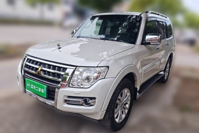 Used Mitsubishi Pajero 