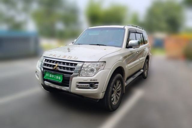 Used Mitsubishi Pajero