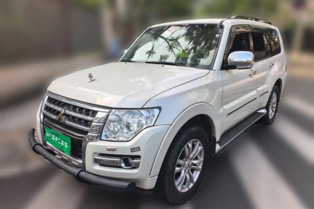 Used Mitsubishi Pajero Innova Pajero 3.8L Automatic Gasoline with Sunroof