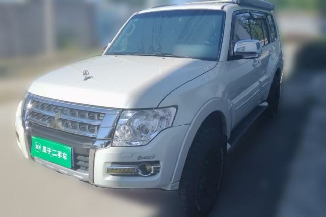 Used Mitsubishi Pajero
