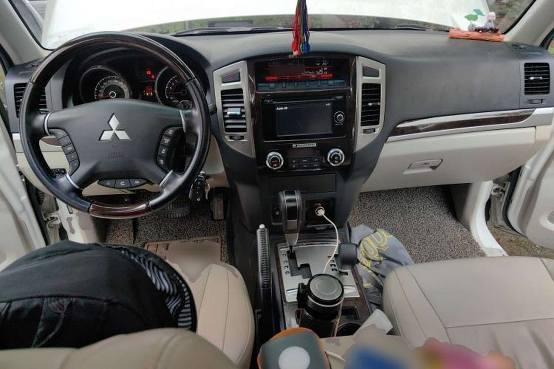 Used Mitsubishi Pajero 2018 V97 3.8L 5-Door GLS Sunroof – Middle East Center Console