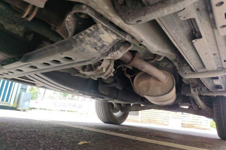 Used Mitsubishi Pajero  Chassis Front Left