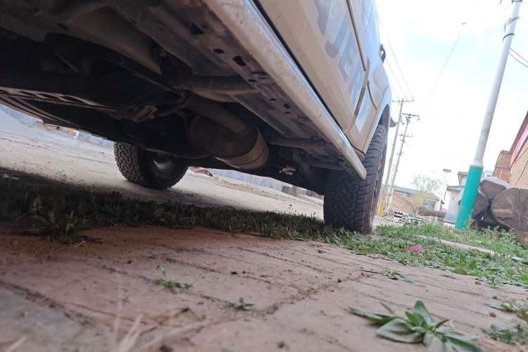 Used Mitsubishi Pajero  Chassis Front Left