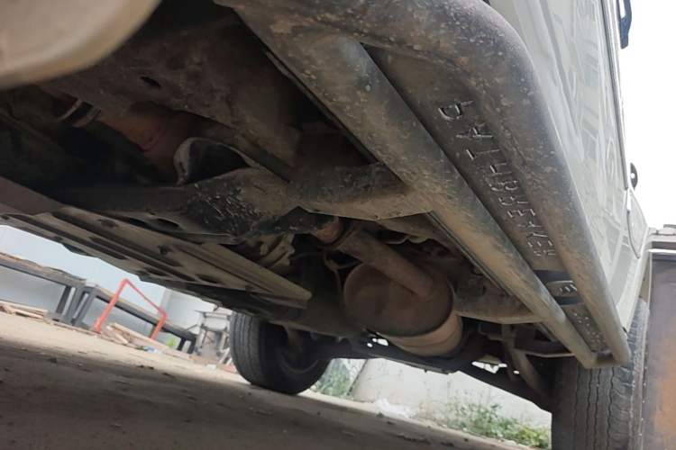 Used Mitsubishi Pajero  Chassis Front Left