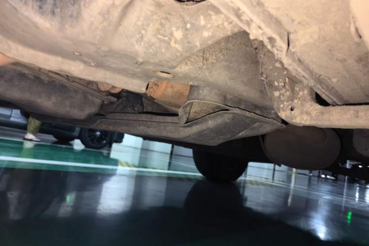 Used Mitsubishi Pajero  Chassis Front Left