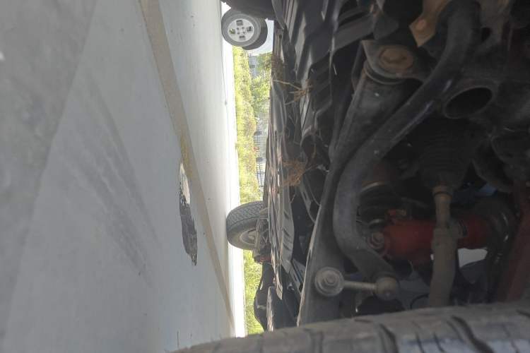 Used Mitsubishi Pajero  Chassis Front Left