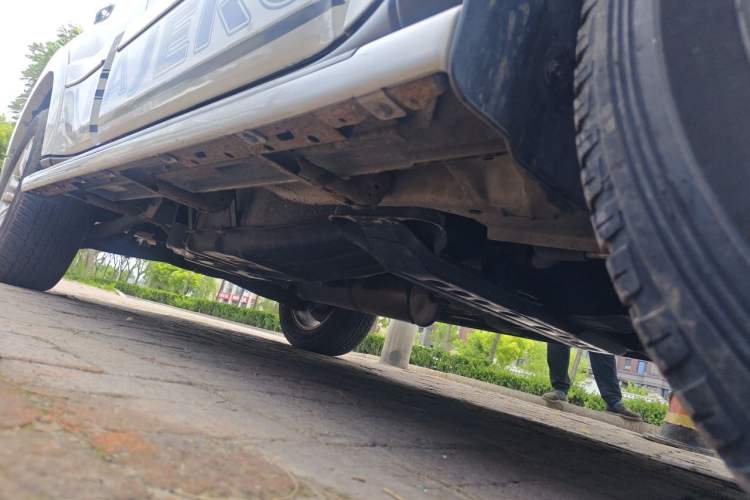 Used Mitsubishi Pajero 2018 V97 3.8L 5-Door GLS Sunroof – Middle East Chassis Front Right