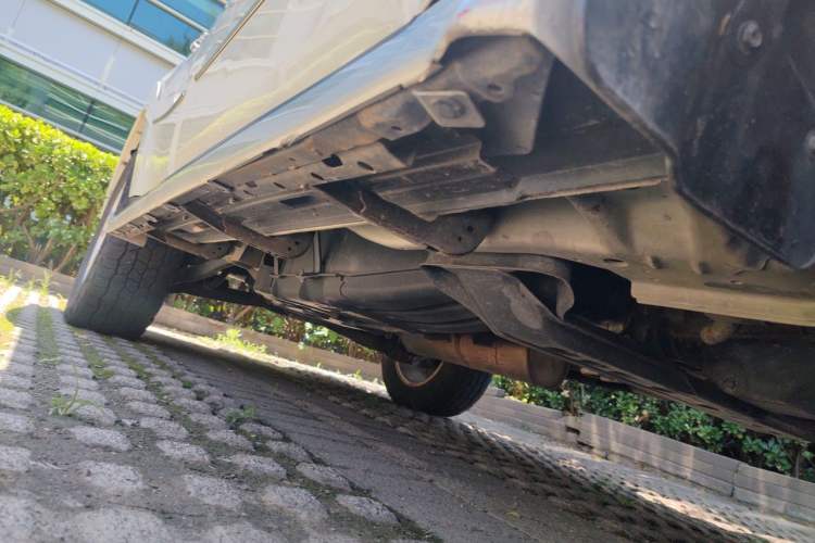 Used Mitsubishi Pajero  Chassis Front Right
