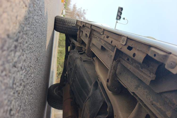Used Mitsubishi Pajero 2018 3.0L Automatic Comfort Edition Chassis Front Right