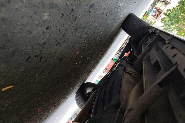 Used Mitsubishi Pajero  Chassis Front Right