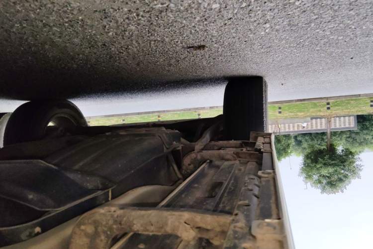 Used Mitsubishi Pajero  Chassis Front Right