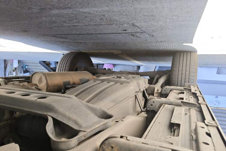 Used Mitsubishi Pajero  Chassis Front Right