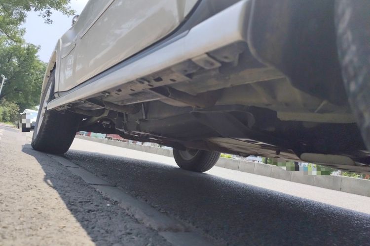 Used Mitsubishi Pajero  Chassis Front Right