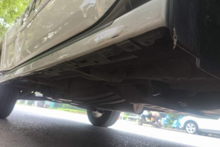 Used Mitsubishi Pajero  Chassis Front Right