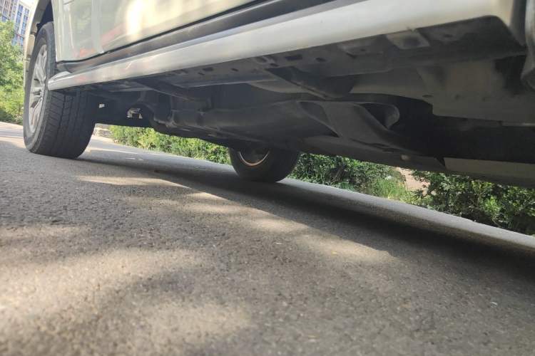 Used Mitsubishi Pajero  Chassis Front Right