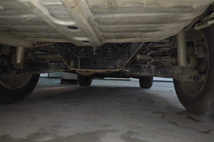 Used Mitsubishi Pajero  Chassis Rear