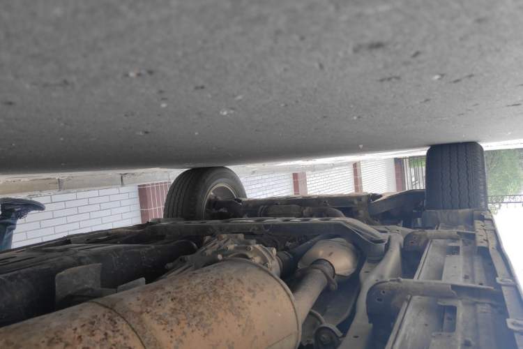 Used Mitsubishi Pajero  Chassis Rear Left