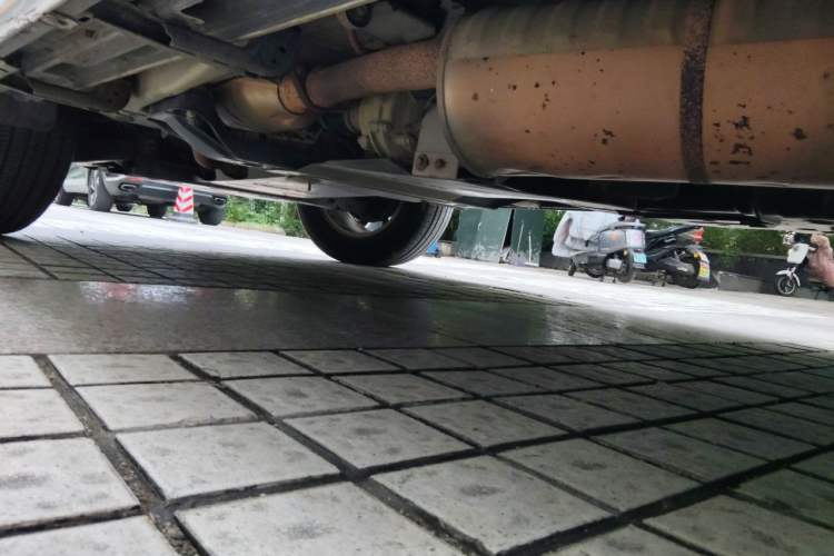 Used Mitsubishi Pajero  Chassis Rear Left