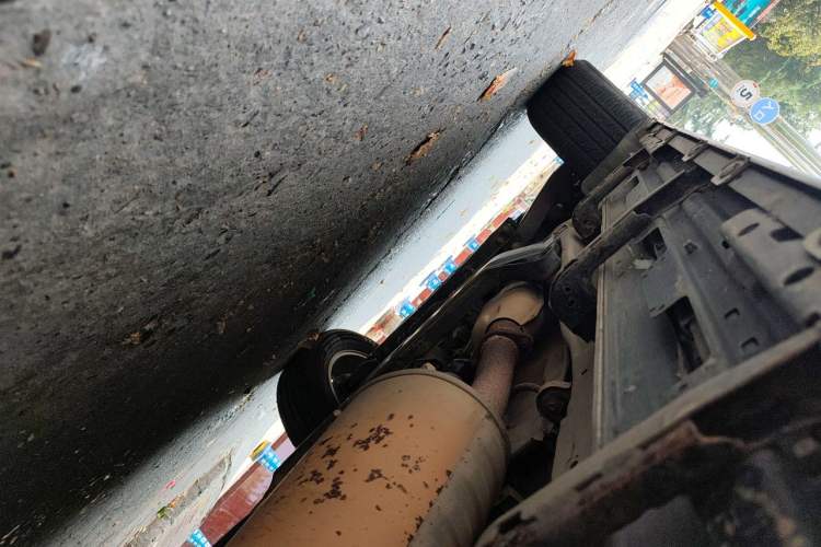 Used Mitsubishi Pajero  Chassis Rear Left
