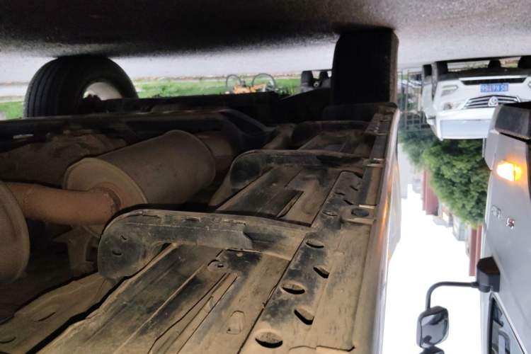 Used Mitsubishi Pajero  Chassis Rear Left