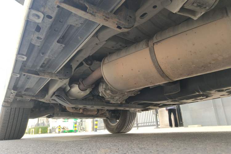 Used Mitsubishi Pajero 2018 3.0L Automatic Comfort Edition Chassis Rear Left