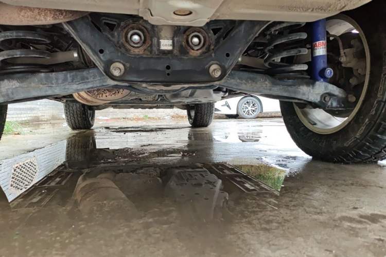 Used Mitsubishi Pajero  Chassis Rear