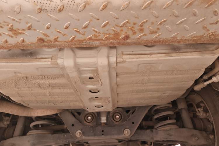 Used Mitsubishi Pajero  Chassis Rear