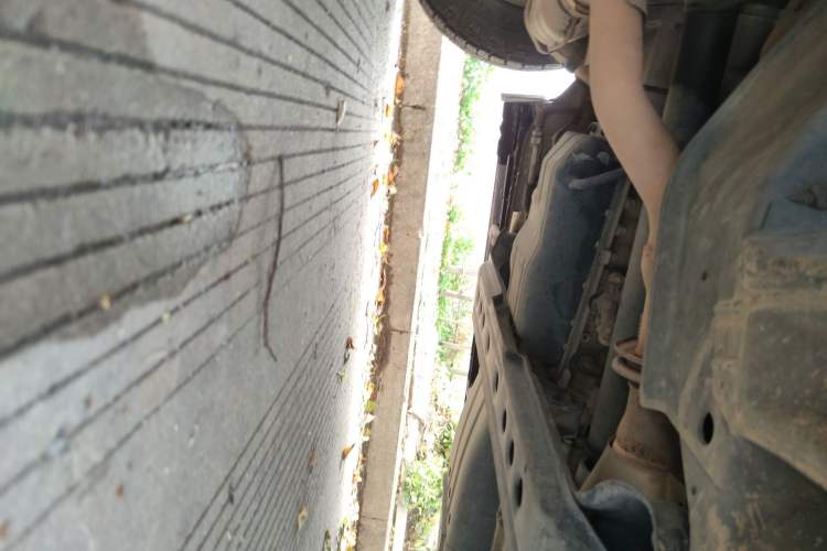 Used Mitsubishi Pajero  Chassis Rear Right