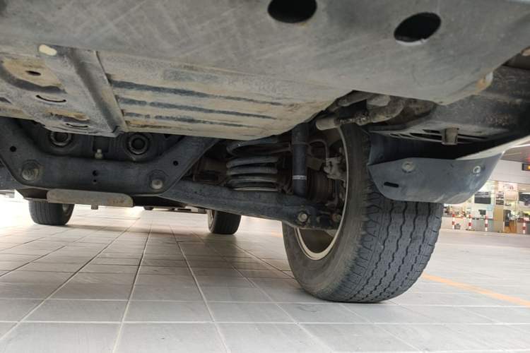 Used Mitsubishi Pajero 2018 V97 3.8L 5-Door GLS Sunroof Dual Differential – Middle East Chassis Rear Right