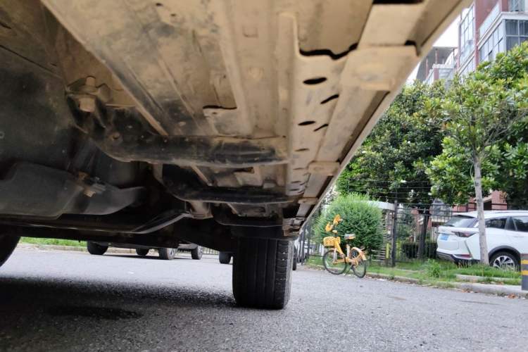 Used Mitsubishi Pajero  Chassis Rear Right