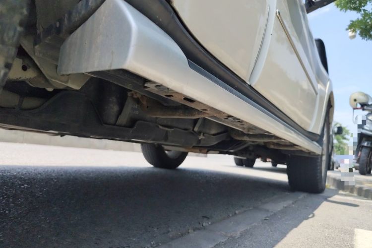 Used Mitsubishi Pajero  Chassis Rear Right