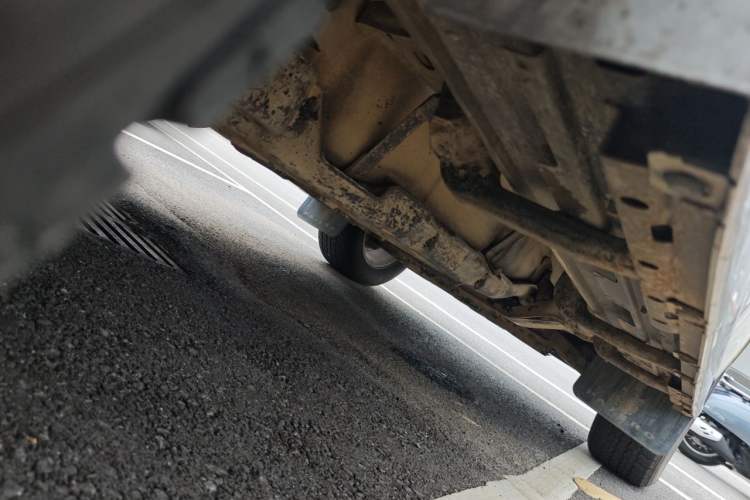 Used Mitsubishi Pajero  Chassis Rear Right